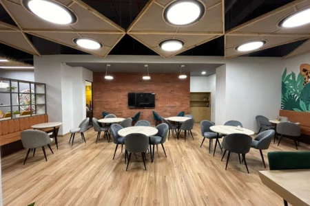 Private offices and collaborative desks at Innov8 Pride Plaza