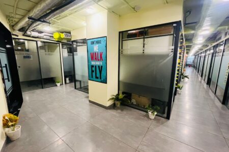 SupremeWork Coworking Space in Sector 125 Noida