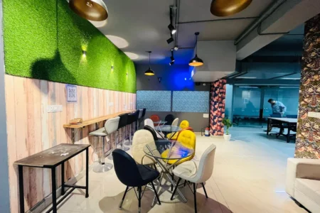 Private cabins and shared workspaces at SupremeWork Noida