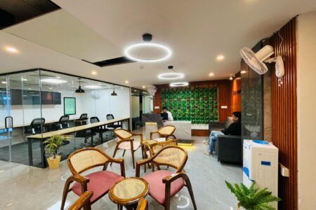 Shared office and private cabins SupremeWork Noida