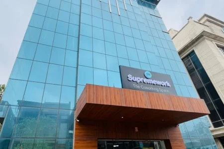 Private cabins and shared workspaces at SupremeWork Noida