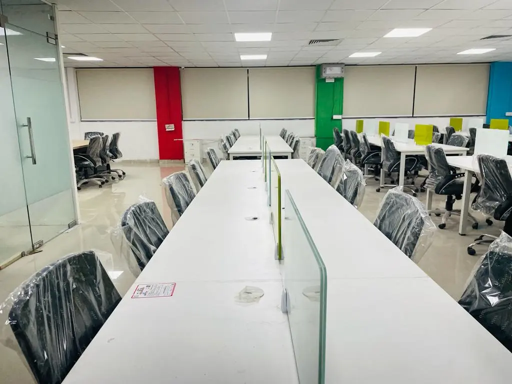 Private cabins and shared workstations at Myworx Zone Noida