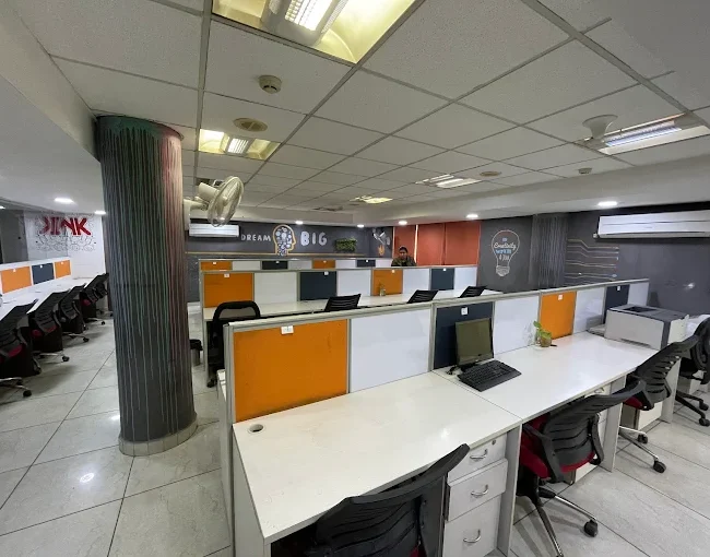 Flexible coworking workspace for startups and professionals in Sector 125 Noida