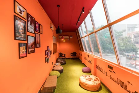 AMIGO Coworking Space in Sector 8 Noida – Modern Shared Office